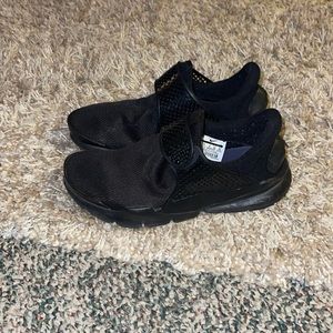 Nike sock darts size 7
